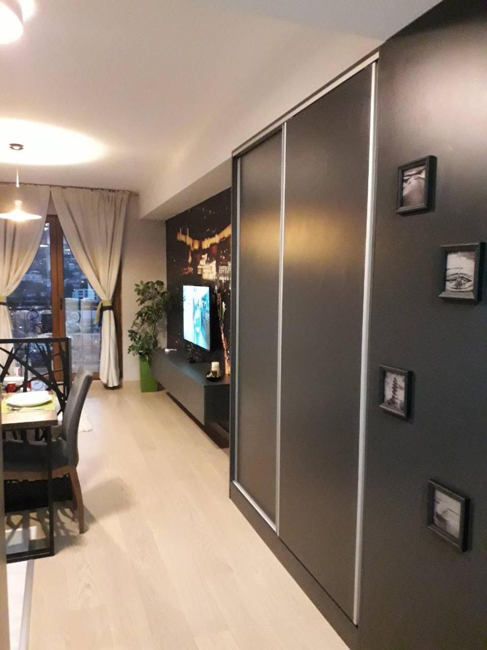 Apartamento Gabriela & Marjan Luxury Self Check-In Flatiron Skopie Exterior foto